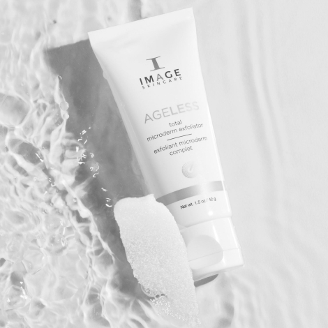 AGELESS-TOTAL-MICRODERM-EXFOLIATOR-PDP-R05.jpg