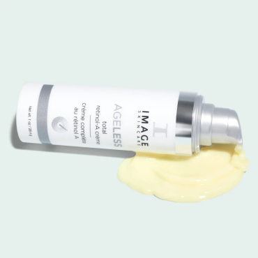 AGELESS-TOTAL-RETINOL-A-CREME-PDP-R03a_1000x-1.jpeg